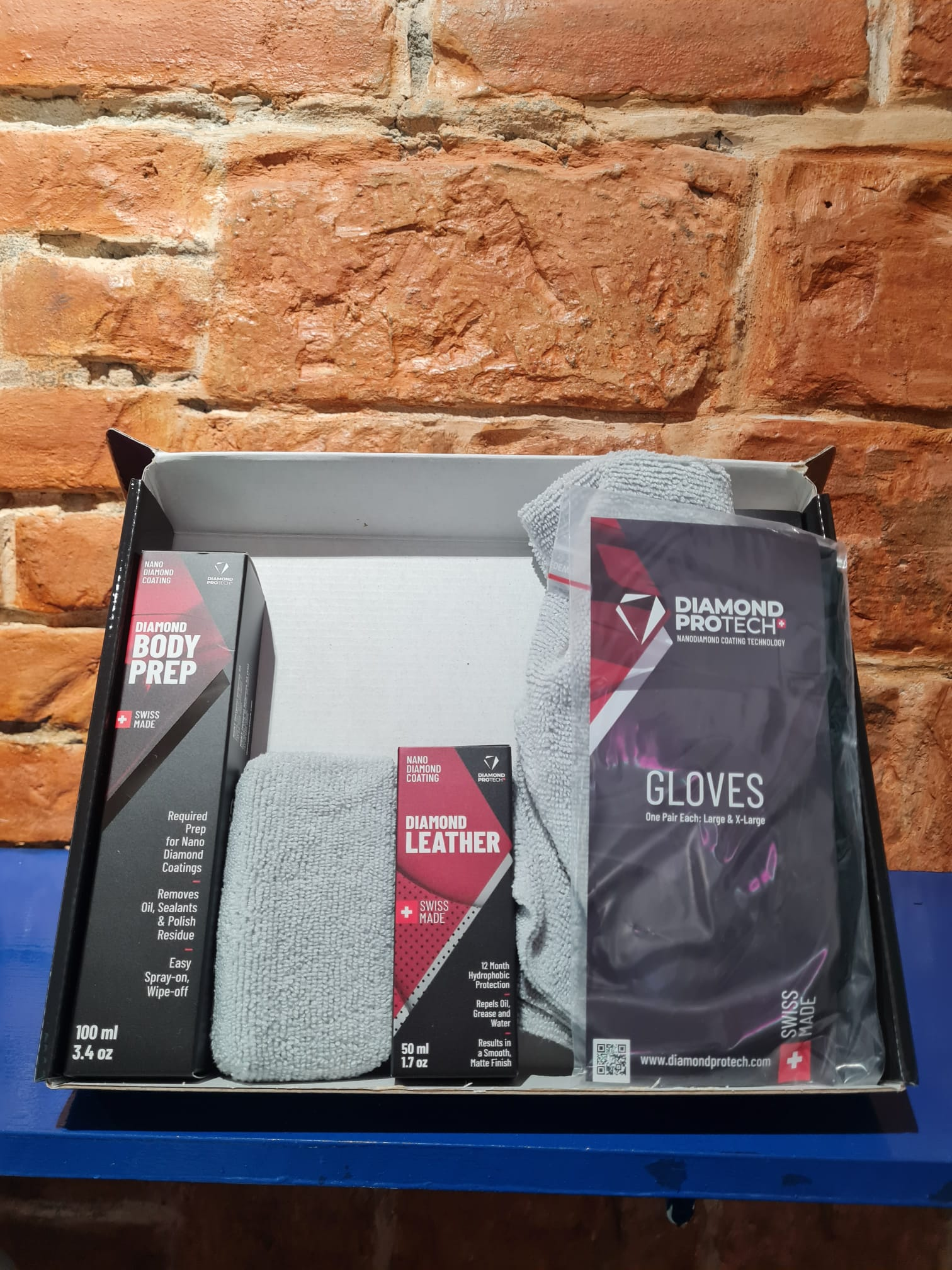 Image of DIAMOND LEATHER KIT